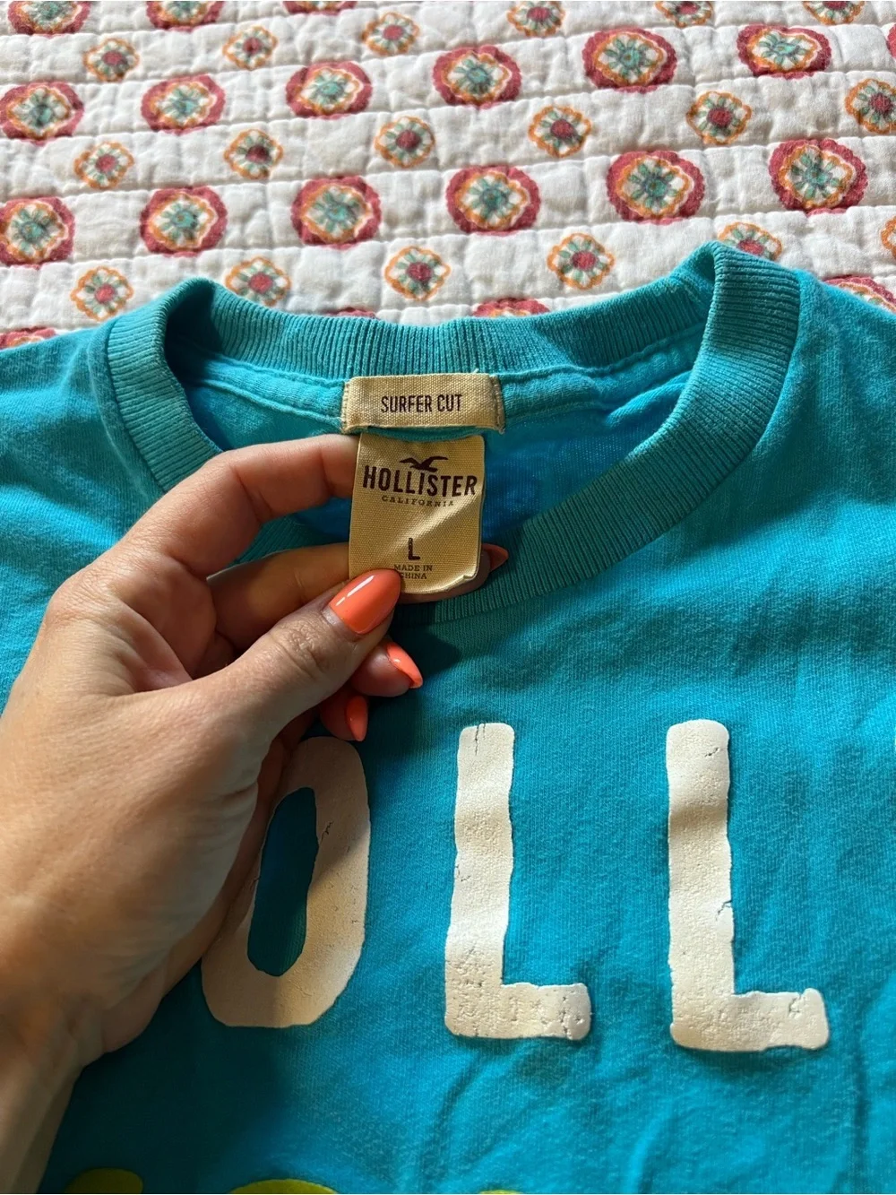 Y2K Hollister Bubble Letter Graphic T Shirt size Large